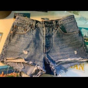 Levi’s 501 jean shorts